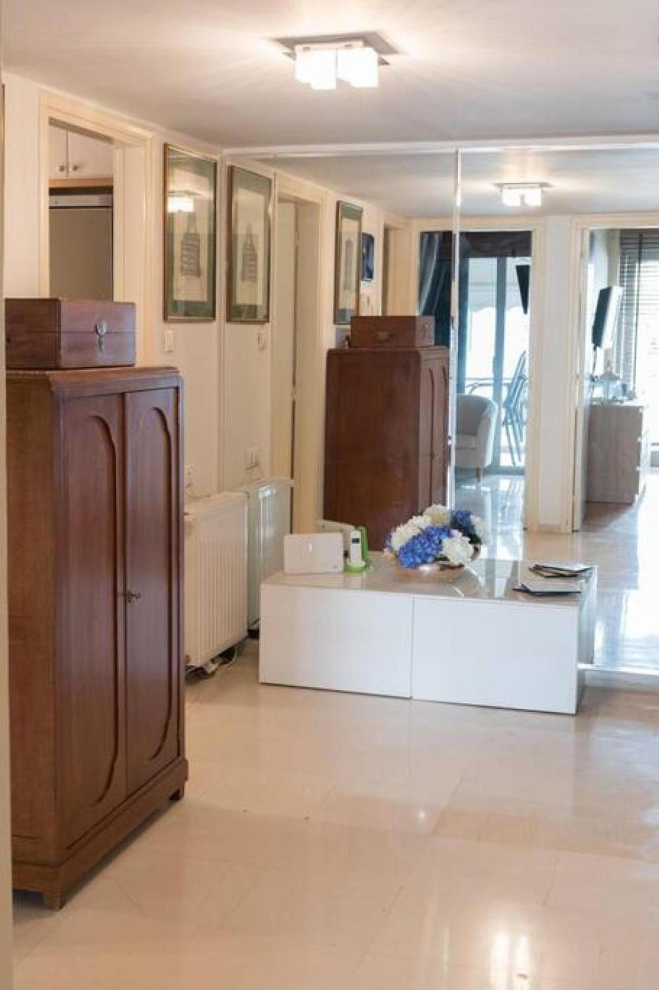 Βουλα A Gem At Voula 1' Walk From The Beach Apartment เอเธนส์ ภายนอก รูปภาพ